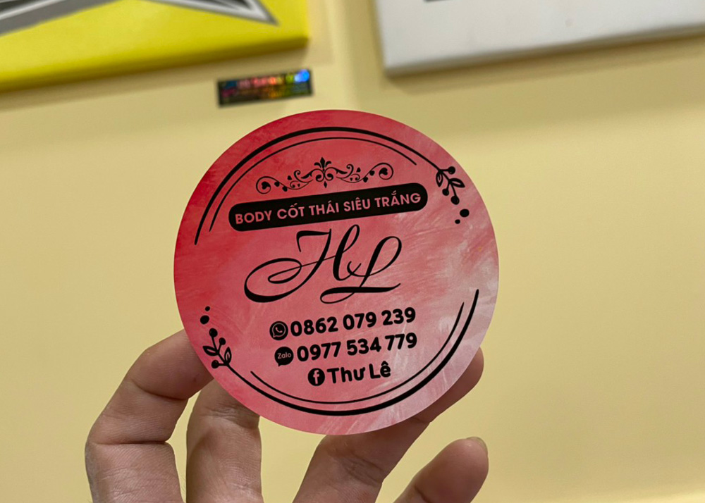 In nhãn decal chai lọ mỹ phẩm