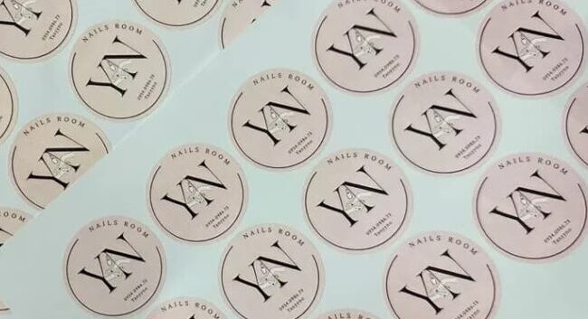 dich-vu-in-decal-quan-1