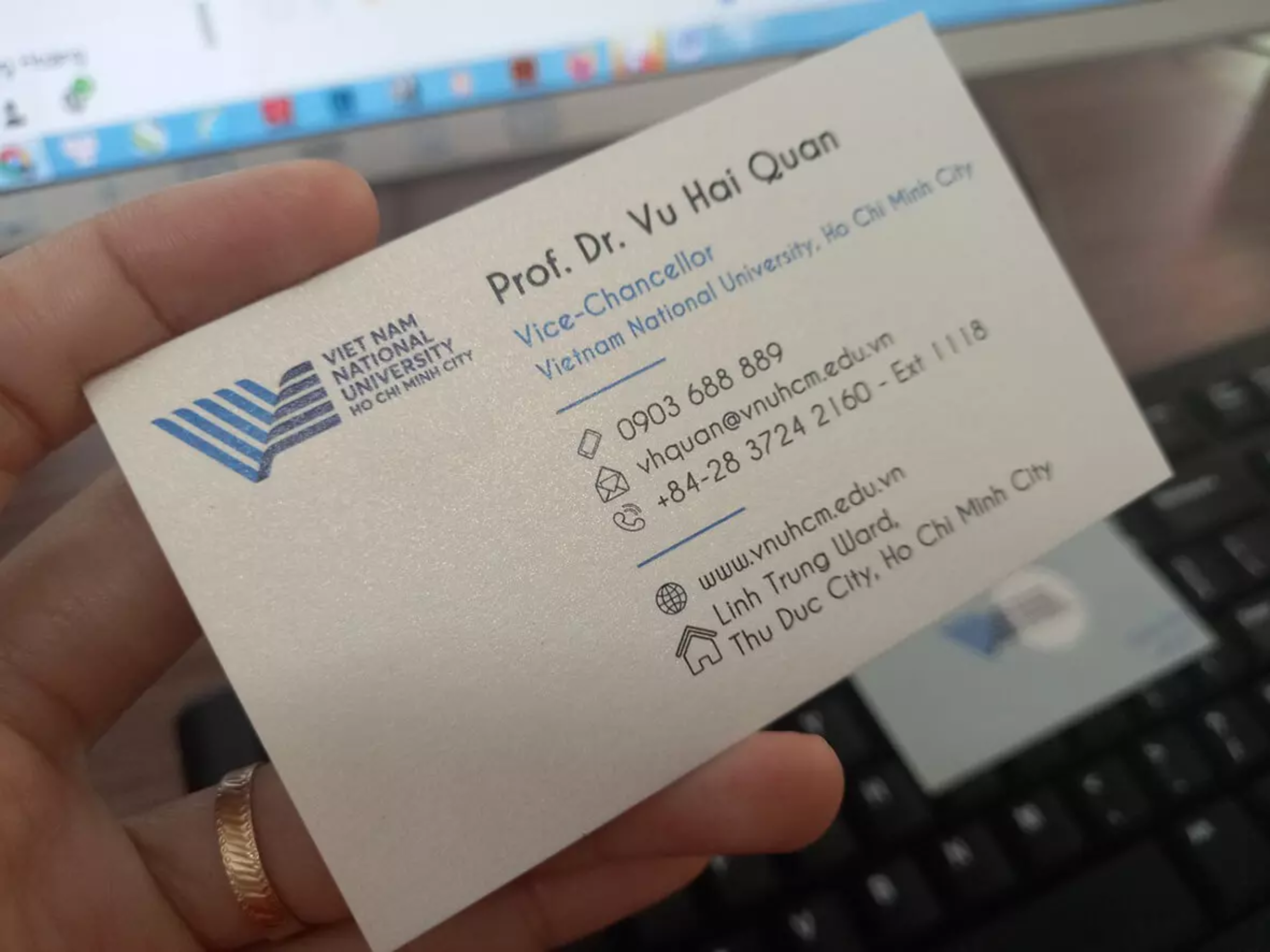 card-visit-nhua-pvc-boi-2-lop