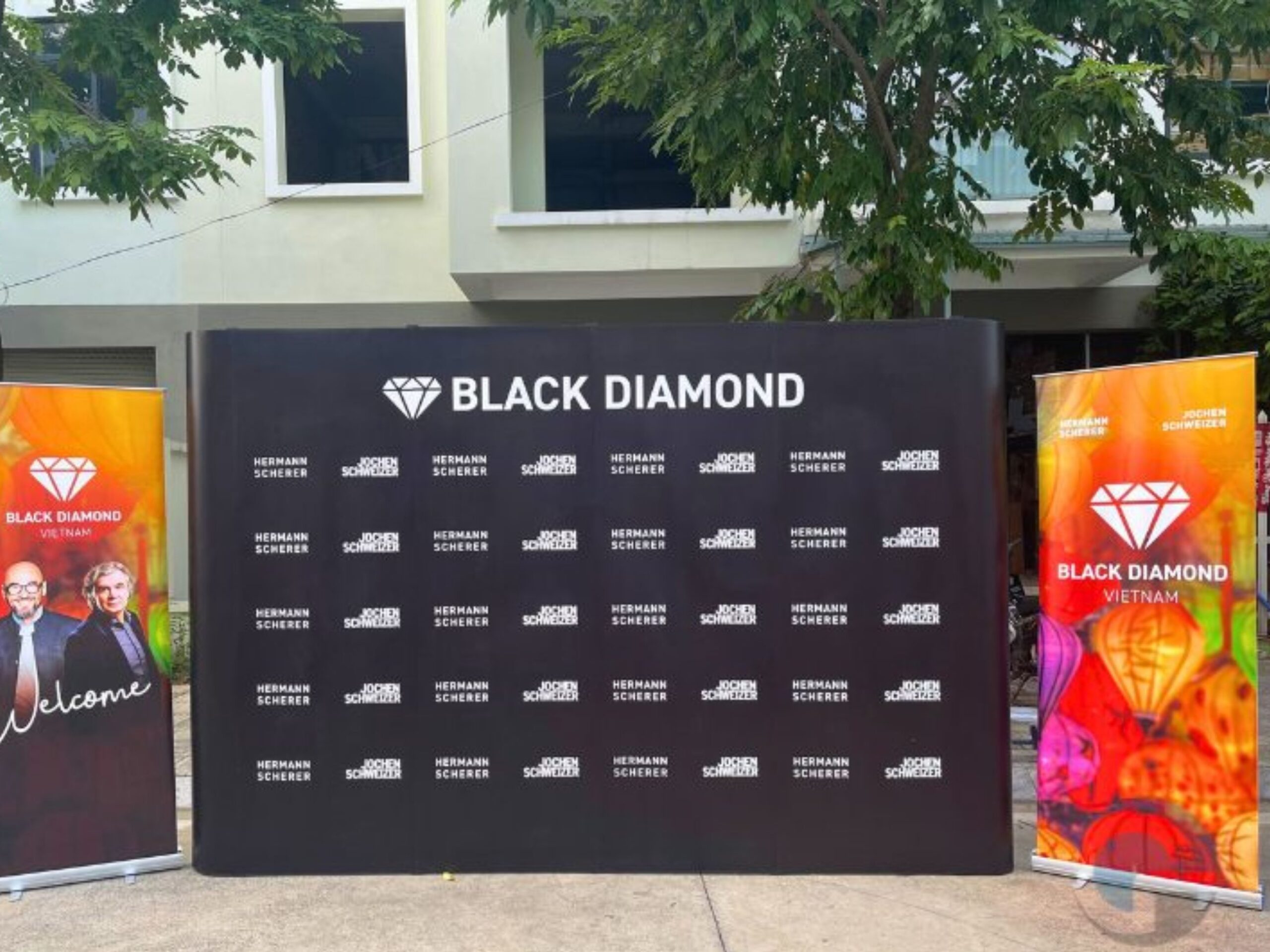 Giá In Standee Backdrop Sự Kiện Tại Quận 10